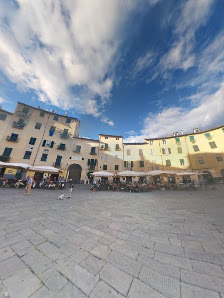 Piazza dell'Anfiteatro thumb 7